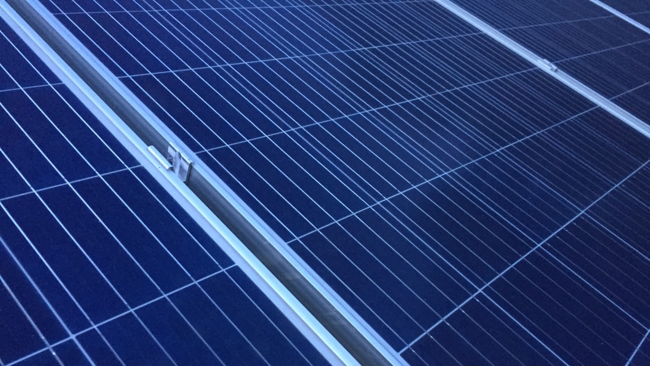 Proficiency in 450W Solar Panel